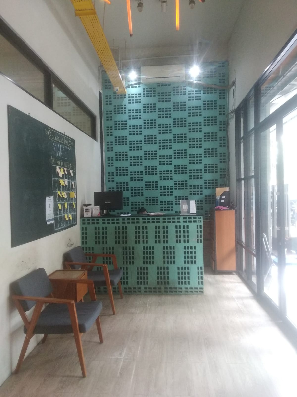 Kantor Kerja Bersama (Coworking Space) Conclave